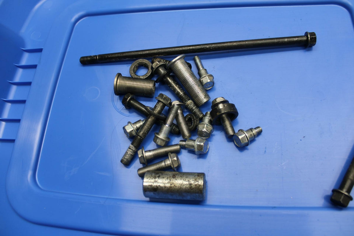 11-12 KAWASAKI Z1000 ENGINE MOUNTING BOLTS HARDWARE MOTOR SCREWS BB249
