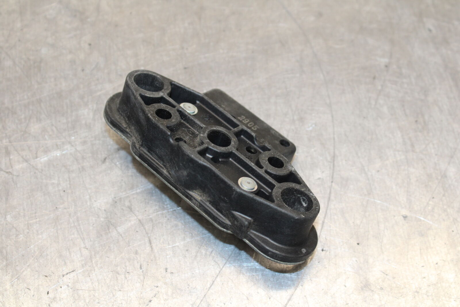 12-13 KAWASAKI Z1000 REAR PASSENGER SEAT LATCH LOCK ASSEMBLY BB743