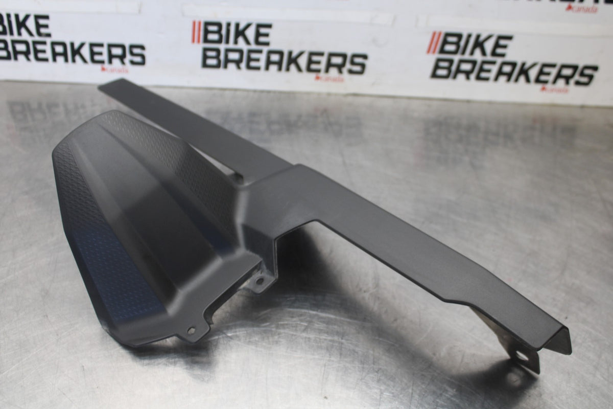 20-23 BMW F900R REAR BACK DRIVE CHAIN GUARD COVER SHIELD BB923