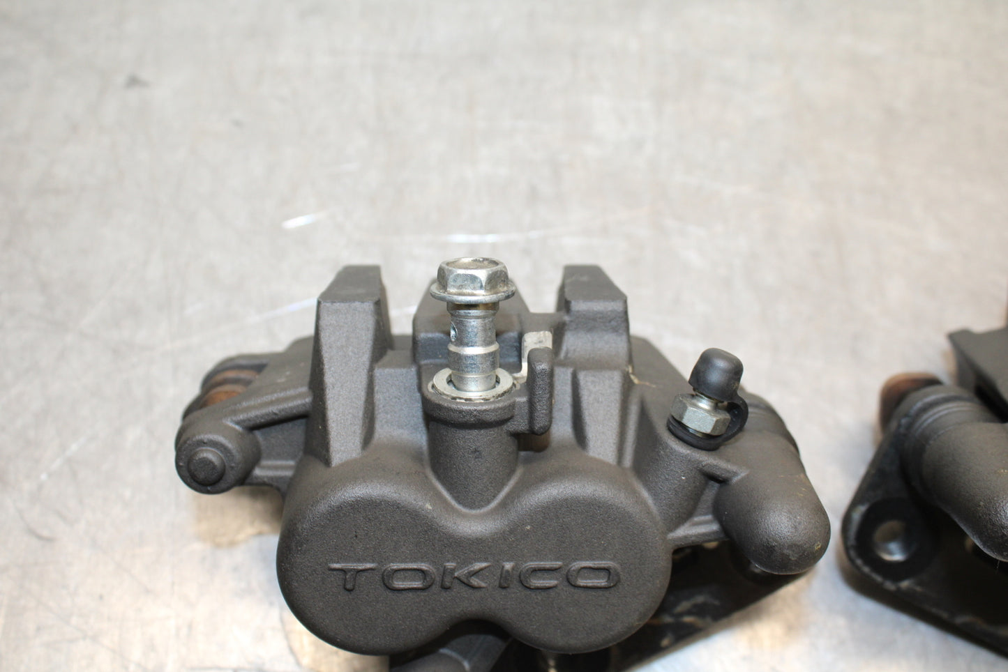 12-17 KAWASAKI NINJA 650 RIGHT LEFT FRONT BRAKE CALIPER SET PAIR CALIPERS BB129