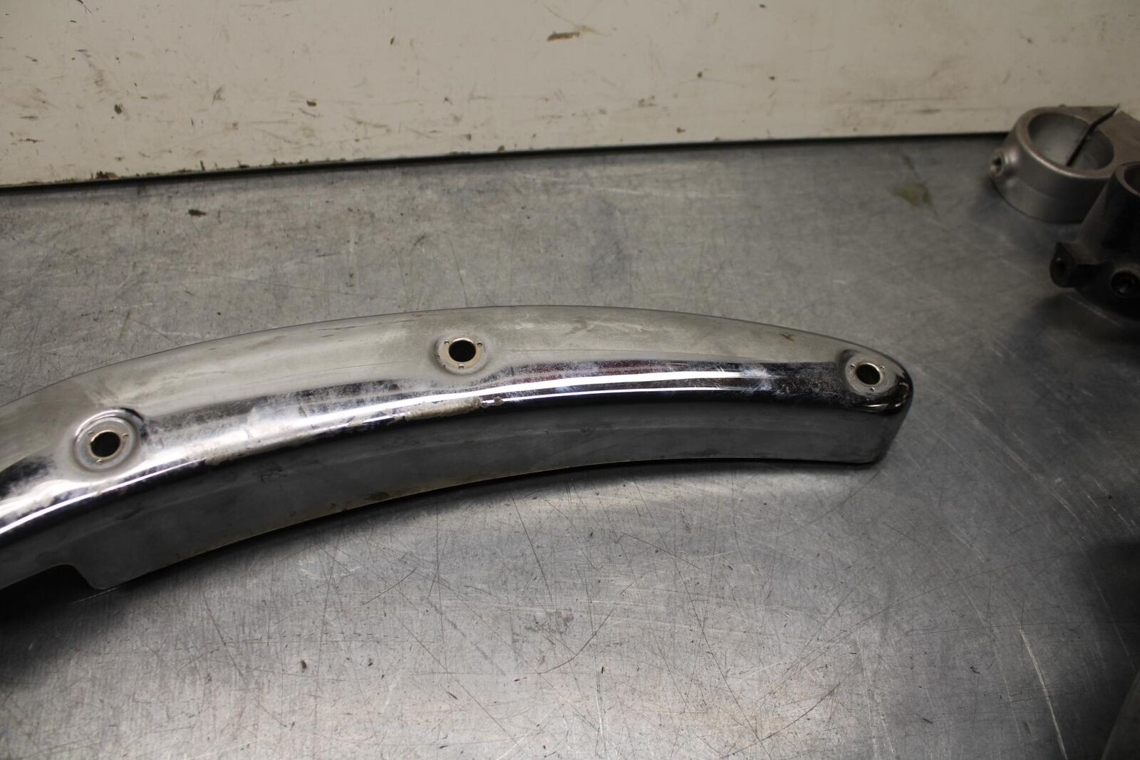 03-08 KAWASAKI VULCAN 1600 REAR BACK FENDER SUPPORT FRAME SUBFRAME BB616