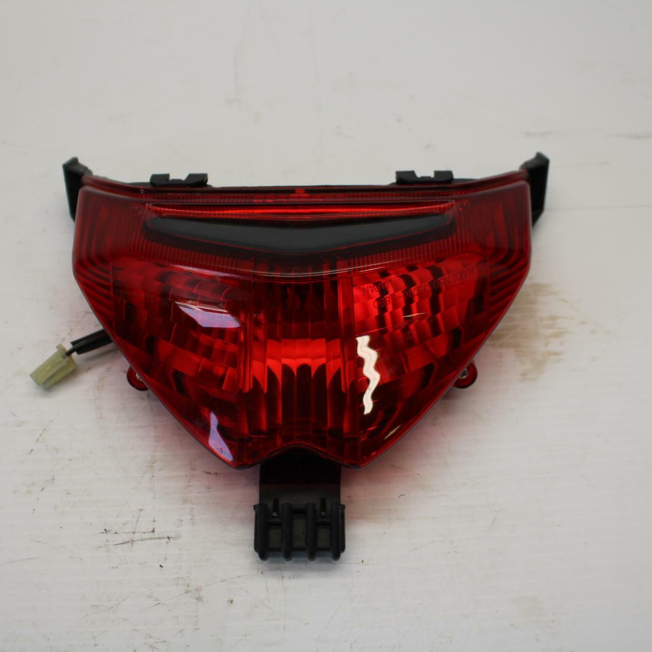 13-16 SUZUKI BANDIT 1250S ABS REAR TAIL TAILLIGHT BACK BRAKE LIGHT #B BB238
