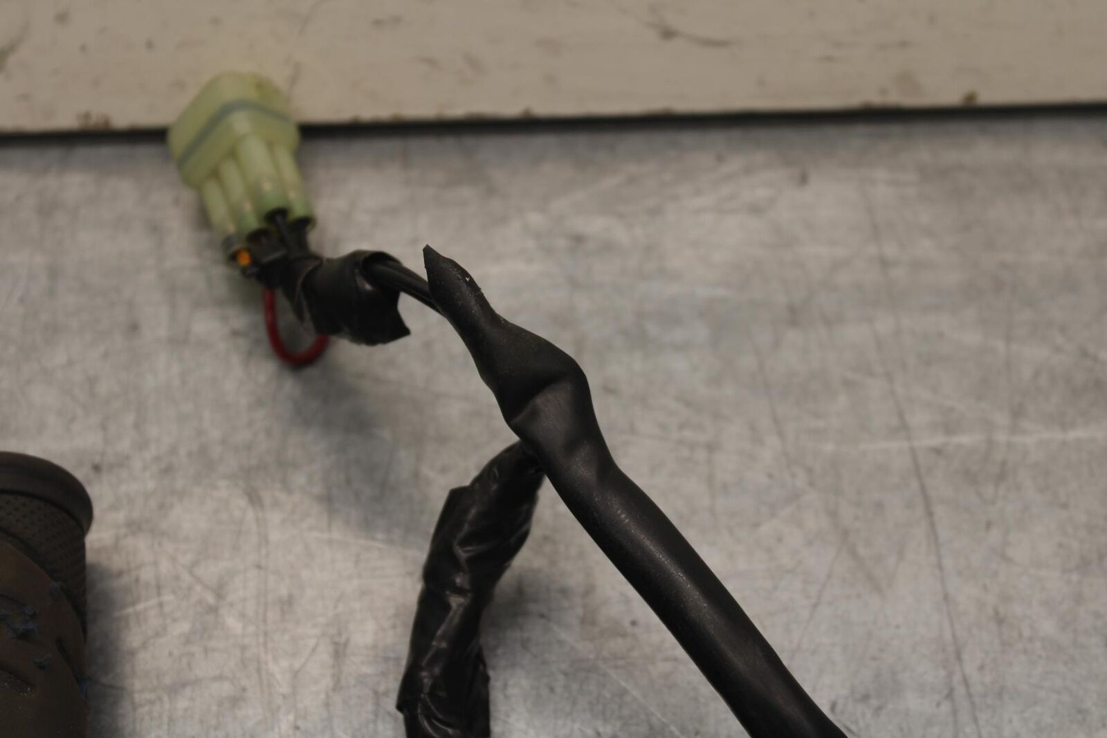 12-17 KAWASAKI ER-6N Z650 RIGHT CLIP ON HANDLE KILL OFF START SWITCH  BB607