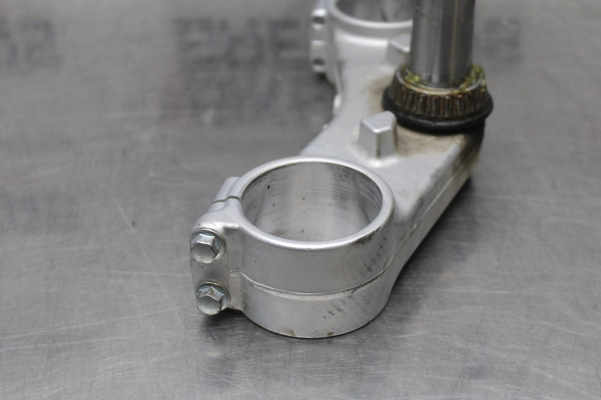 18 YAMAHA SUPER TENERE FRONT FORKS CLAMP LOWER TRIPLE TREE STEM BB832