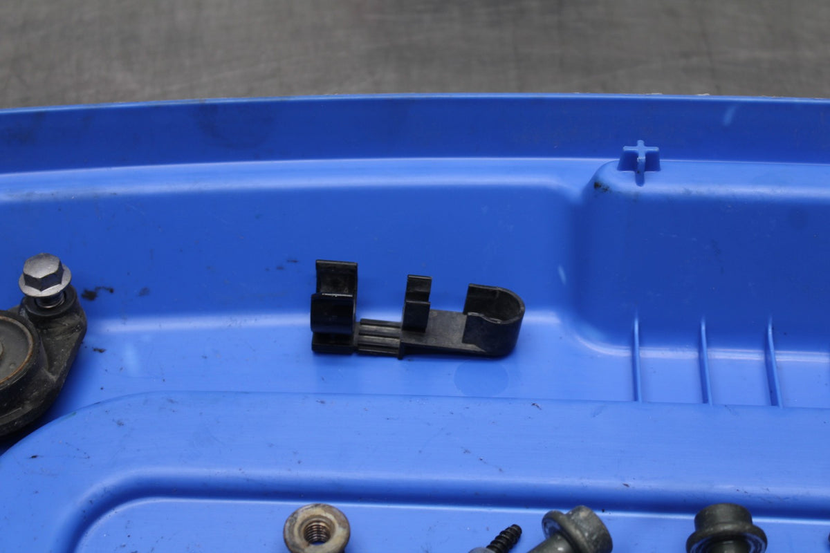 05 YAMAHA YZF R6 MOUNTING BOLTS HARDWARE MOTOR SCREWS BB814