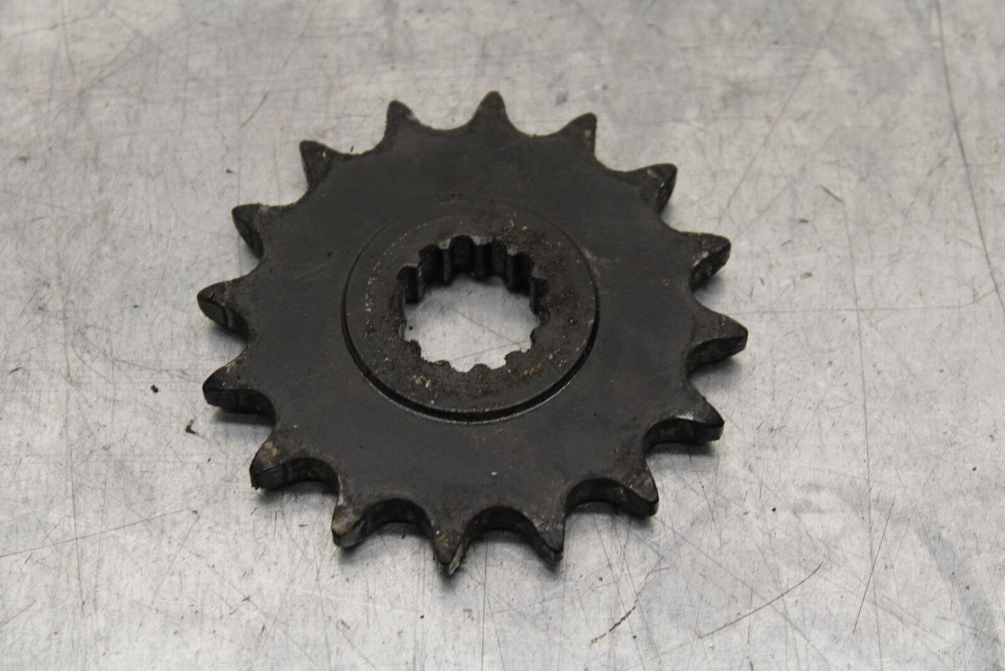 2007 Yamaha YZF R6 FRONT SPROCKET 2C0-17460-00-00 BB590