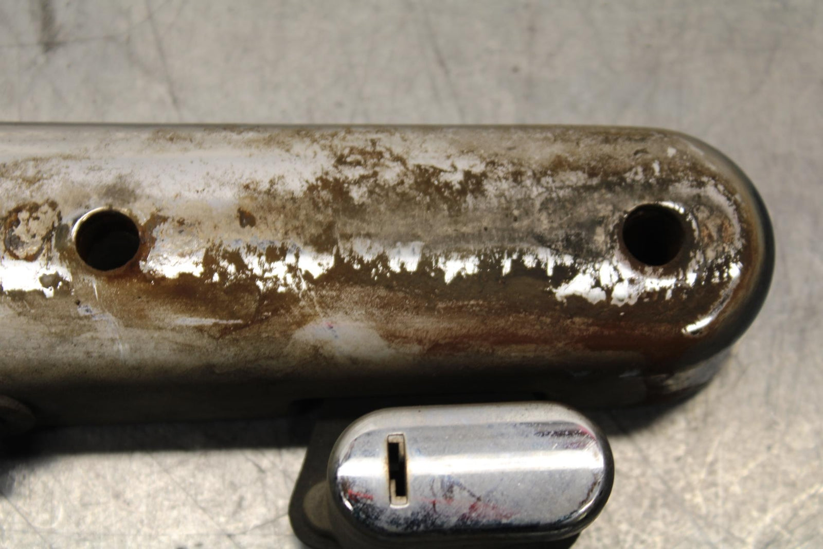 2005 Kawasaki Vulcan 1500 VN1500N Classic REAR BACK FENDER SUPPORT FRAME BB576