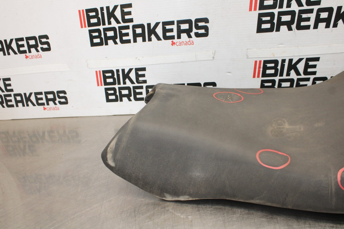 98-05 HONDA SUPER HAWK 1000 VTR1000F FRONT REAR SEAT SADDLE BB924