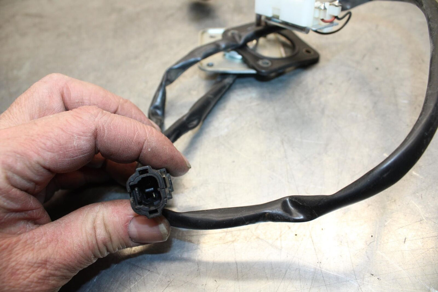  08-09 KAWASAKI NINJA ZX14R FLOAT GAS FUEL PETROL LEVEL SENDING UNIT BB73