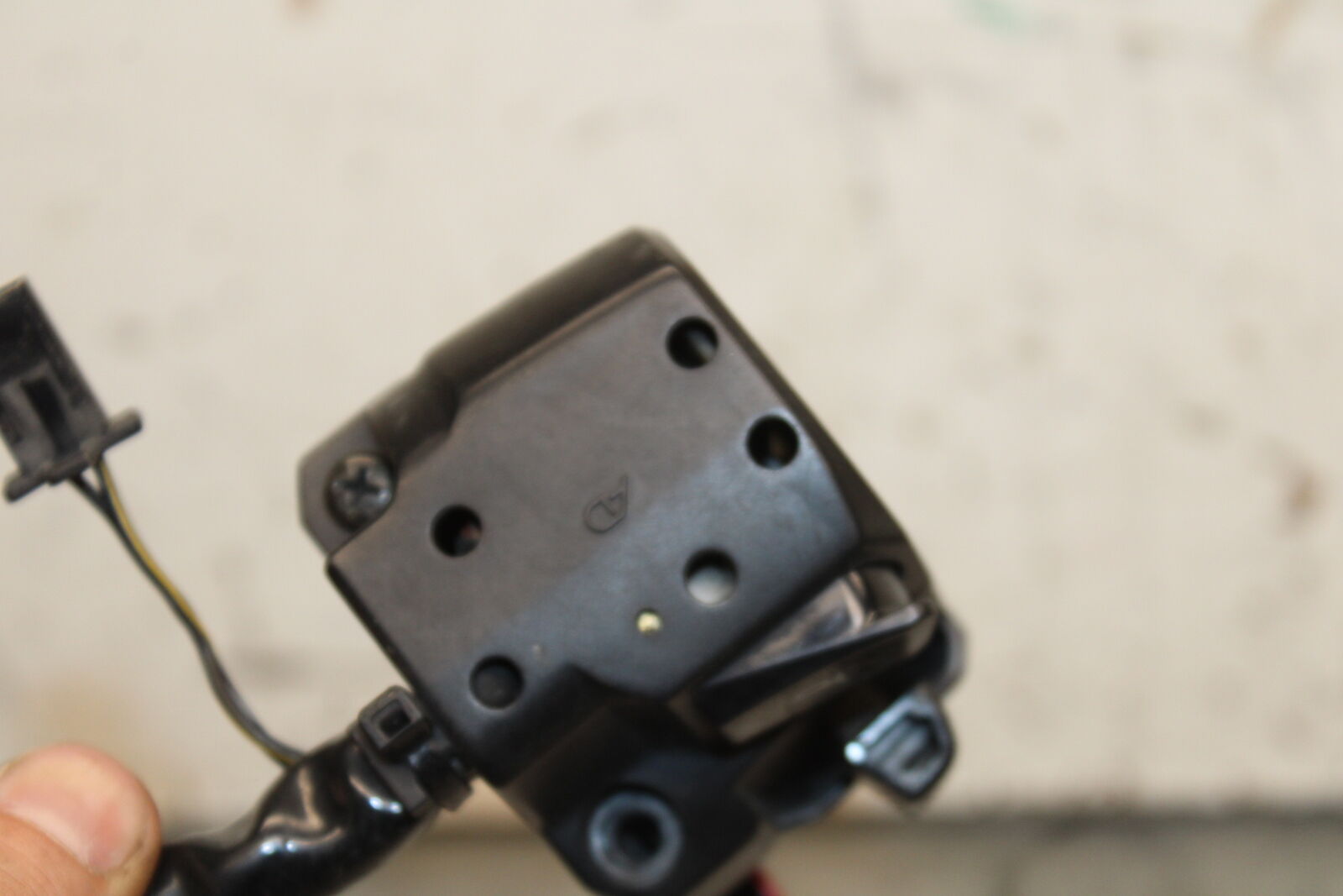 06-07 SUZUKI GSXR 600 LEFT CLIP ON HANDLE HORN SIGNALS SWITCH SWITCHES BB737