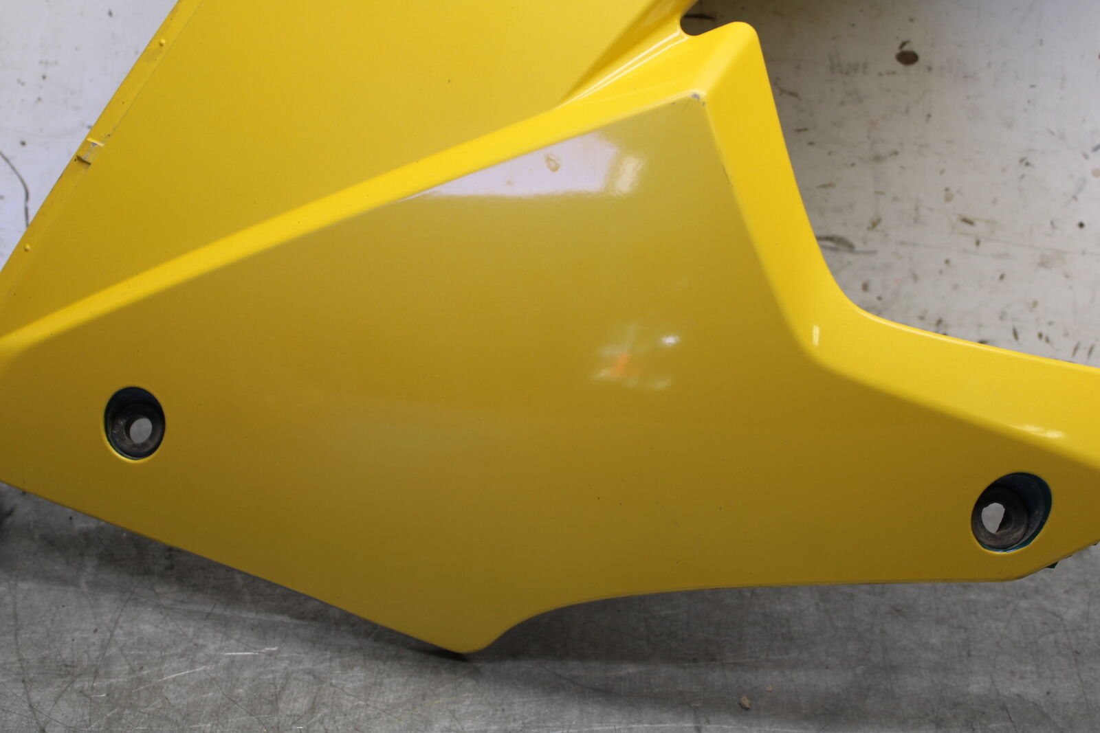 09-15 YAMAHA FZ6R LEFT LOWER MID UPPER SIDE FAIRING COWL  BB686