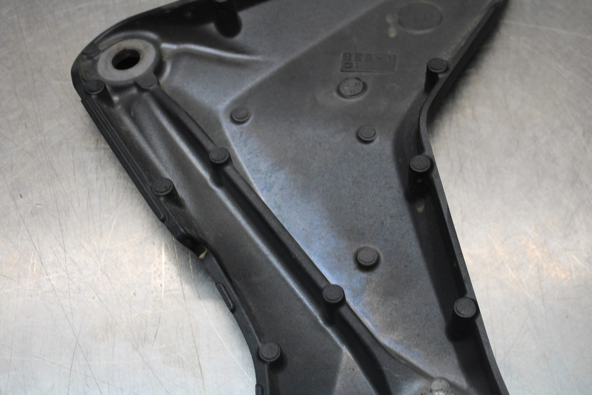 22-25 YAMAHA YZF R7 SIDE SUBFRAME SUB FRAME GUARD BB850