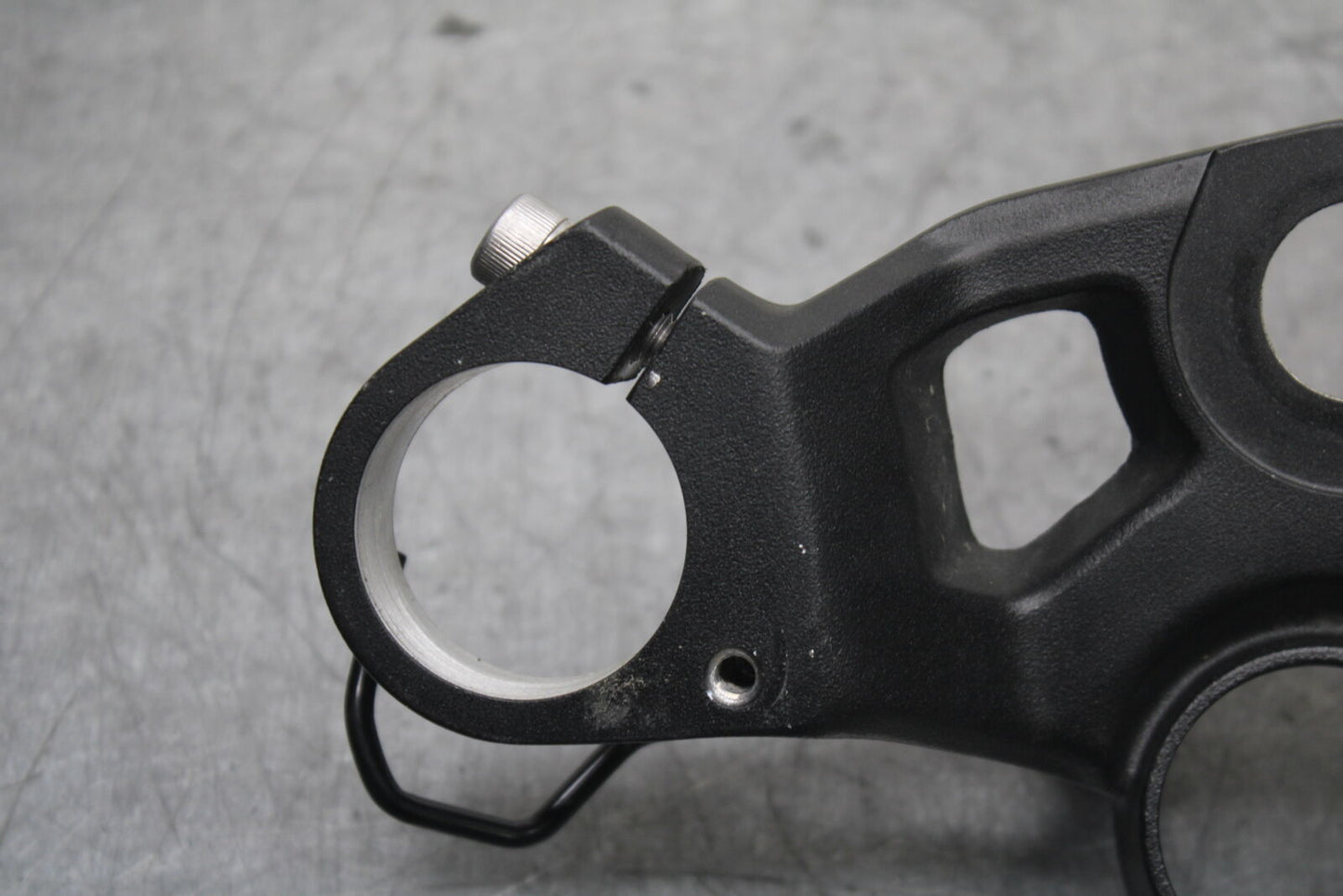 18-23 KAWASAKI NINJA 400 EX400 ABS FORKS UPPER TRIPLE TREE CLAMP BB747