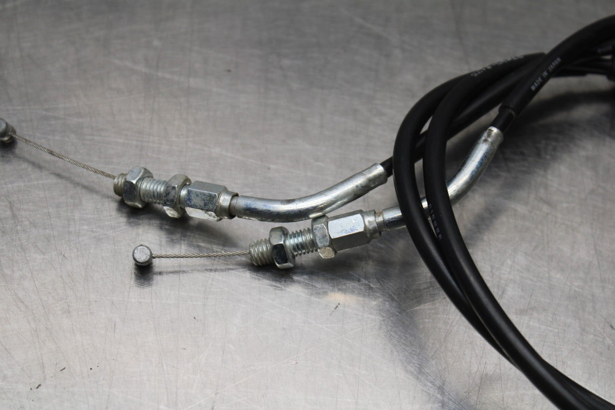 08-10 SUZUKI GSXR 600 THROTTLE CABLES LINES BB835