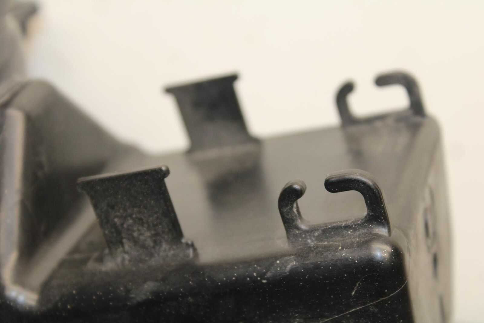 09-12 KAWASAKI NINJA ZX6R ZX600R RAM AIR INTAKE TUBE DUCT BB617