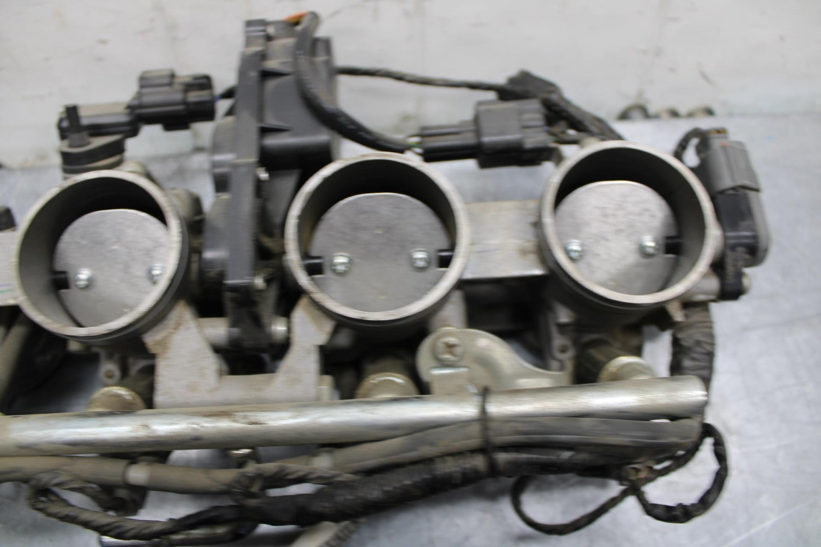 07-08 KAWASAKI CONCOURS 1400 ABS MAIN FUEL INJECTORS / THROTTLE BODIES BB449