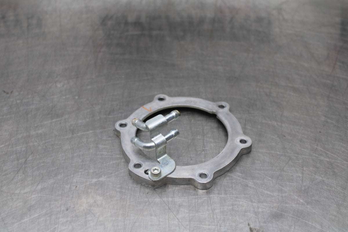 13 YAMAHA YZF R1 FUEL PUMP GAS PETROL SENDER BRACKET MOUNT BB781