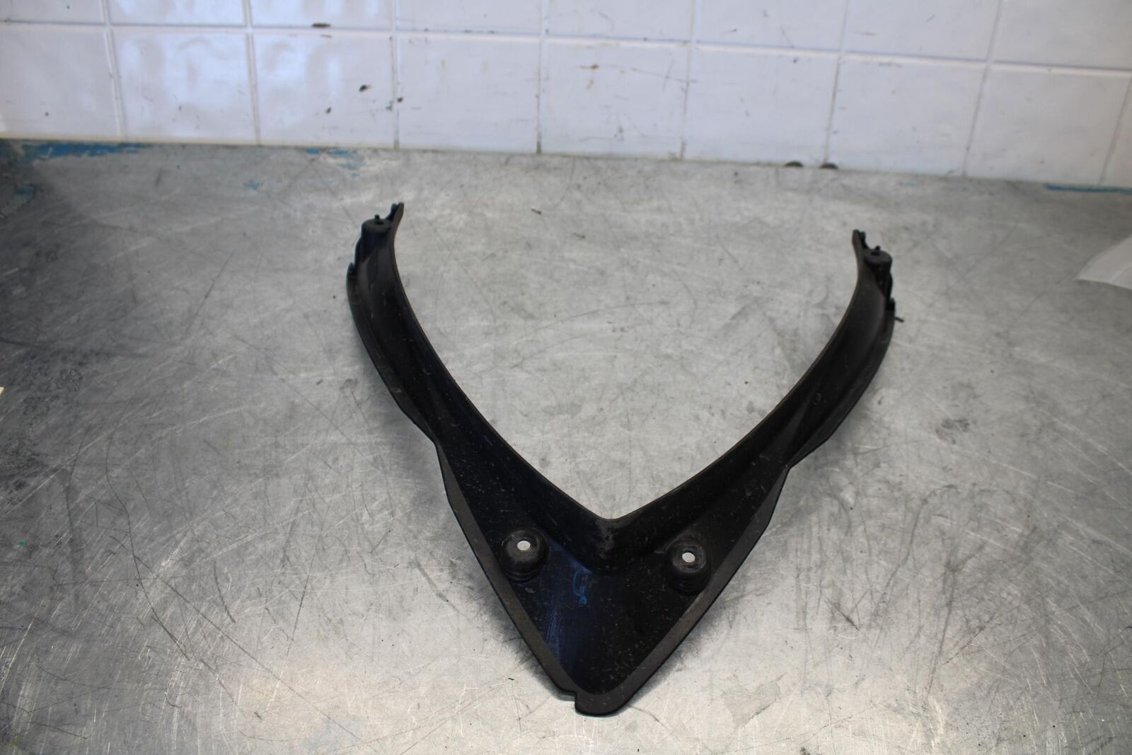 17-18 YAMAHA YZF R3 FRONT LOWER INNER EXHAUST V FAIRING COWL GUARD BB438 