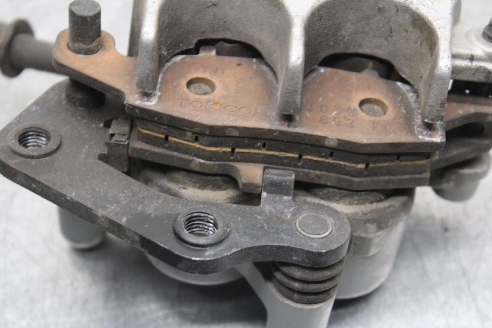 2013 Suzuki Boulevard C50T FRONT BRAKE CALIPER BB625