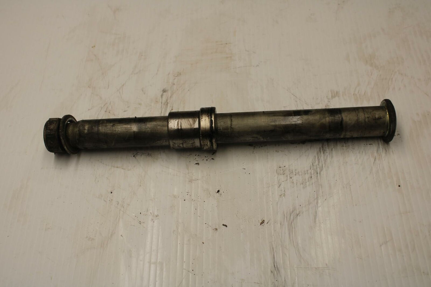 08-16 YAMAHA YZF R6 REAR AXLE BACK WHEEL RIM PIVOT BOLT AXEL BB273
