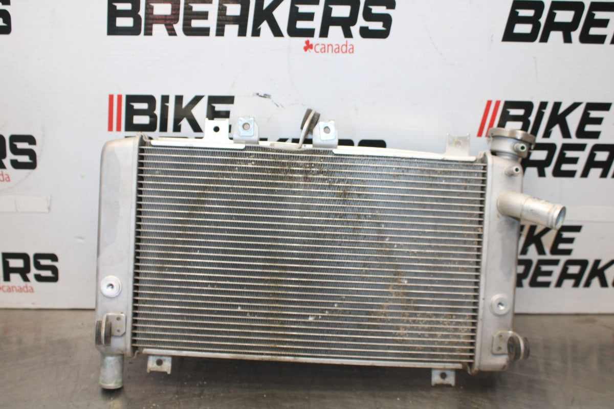 23-26 KAWASAKI NINJA ZX4RR ENGINE RADIATOR MOTOR COOLER COOLING RADIATER BB898