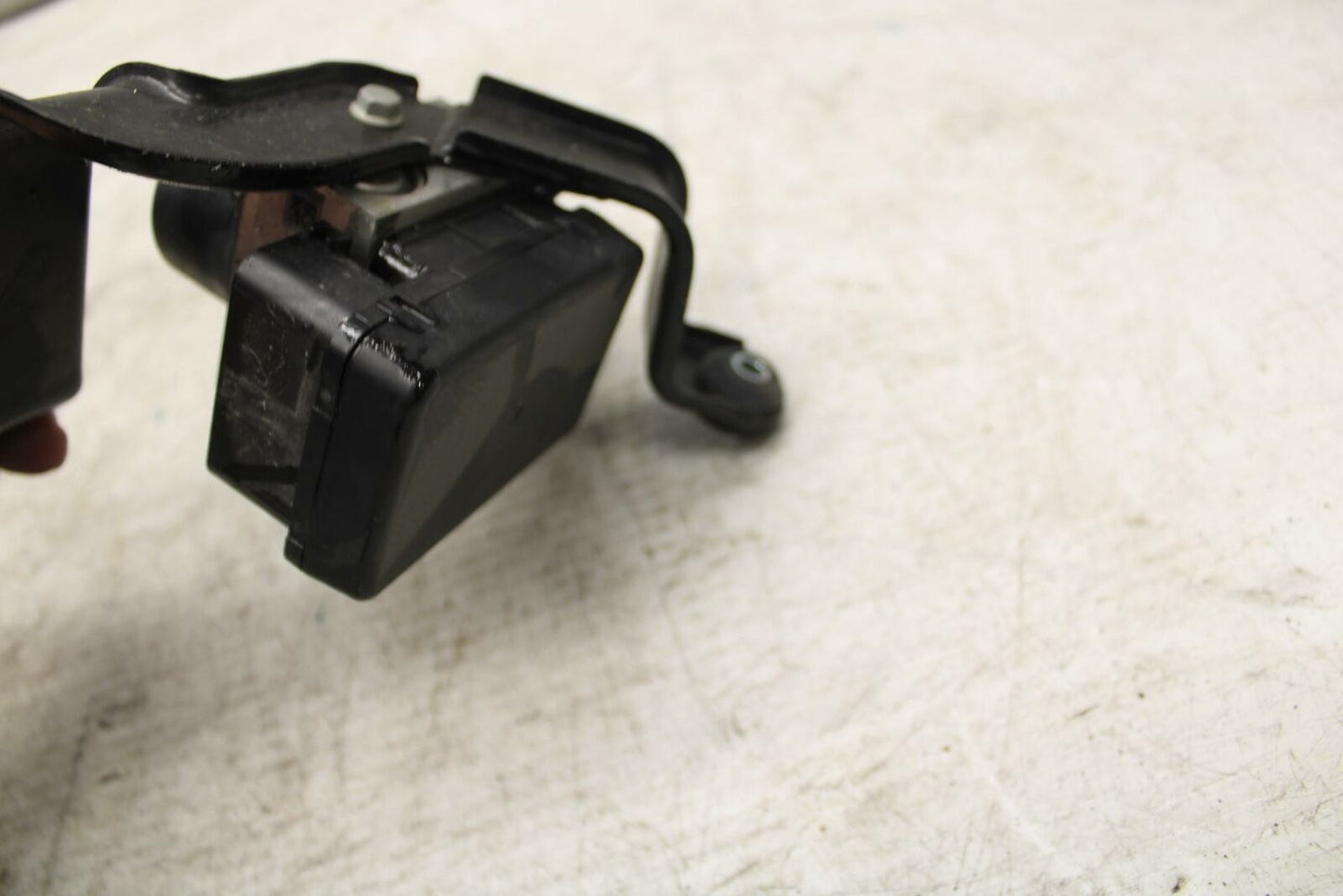 15-16 SUZUKI GSXS750 ABS PUMP UNIT MODULE BB374