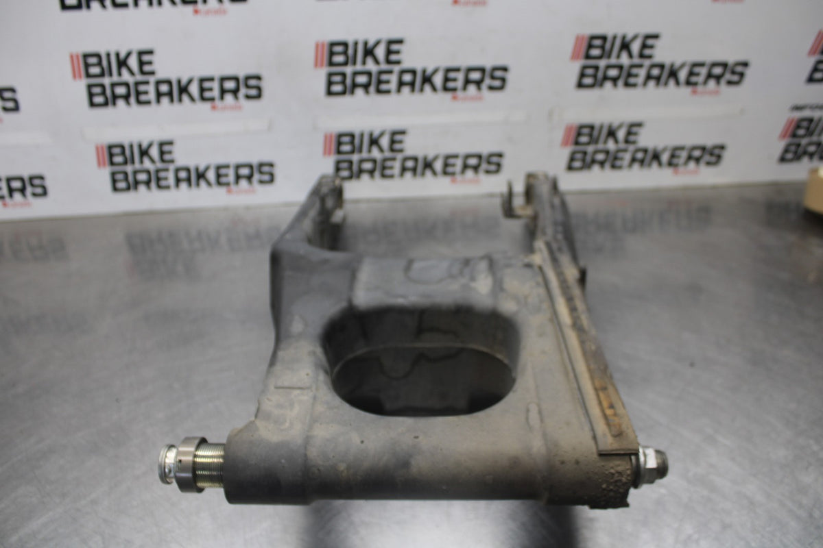 08-09 KAWASAKI NINJA ZX14R REAR SWINGARM BACK SUSPENSION SWING ARM BB932