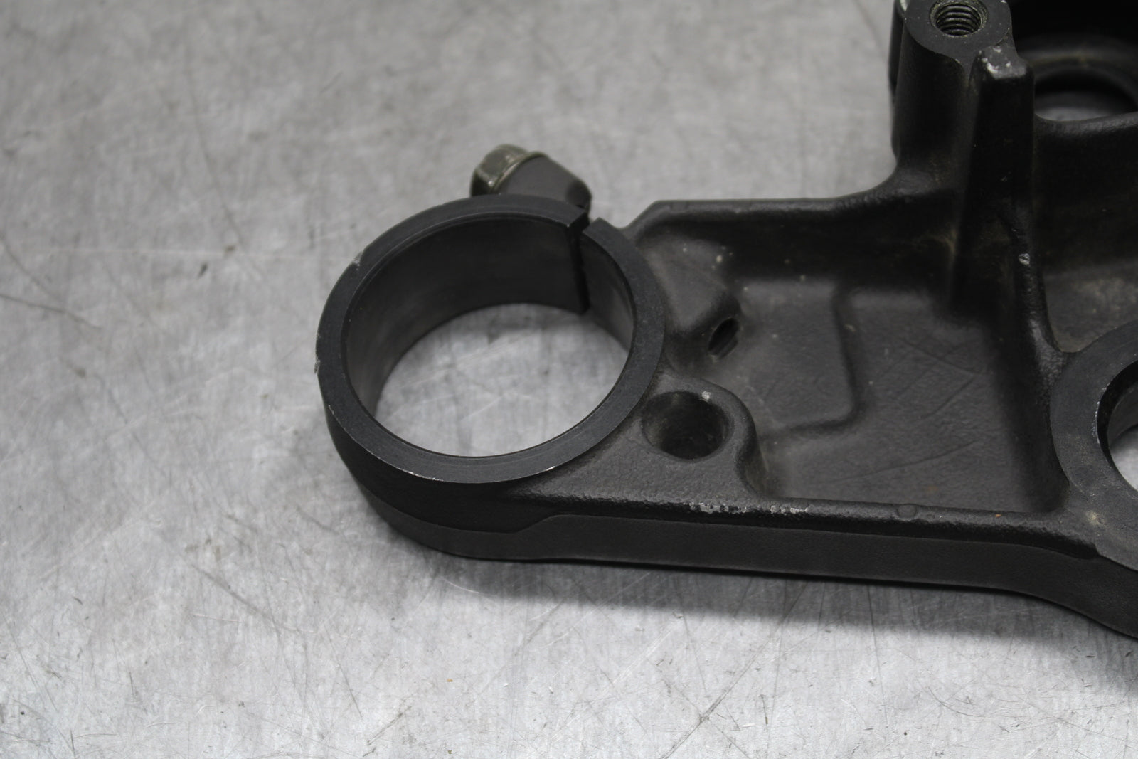 03-04 HONDA CBR600RR FORKS UPPER TRIPLE TREE CLAMP BB122