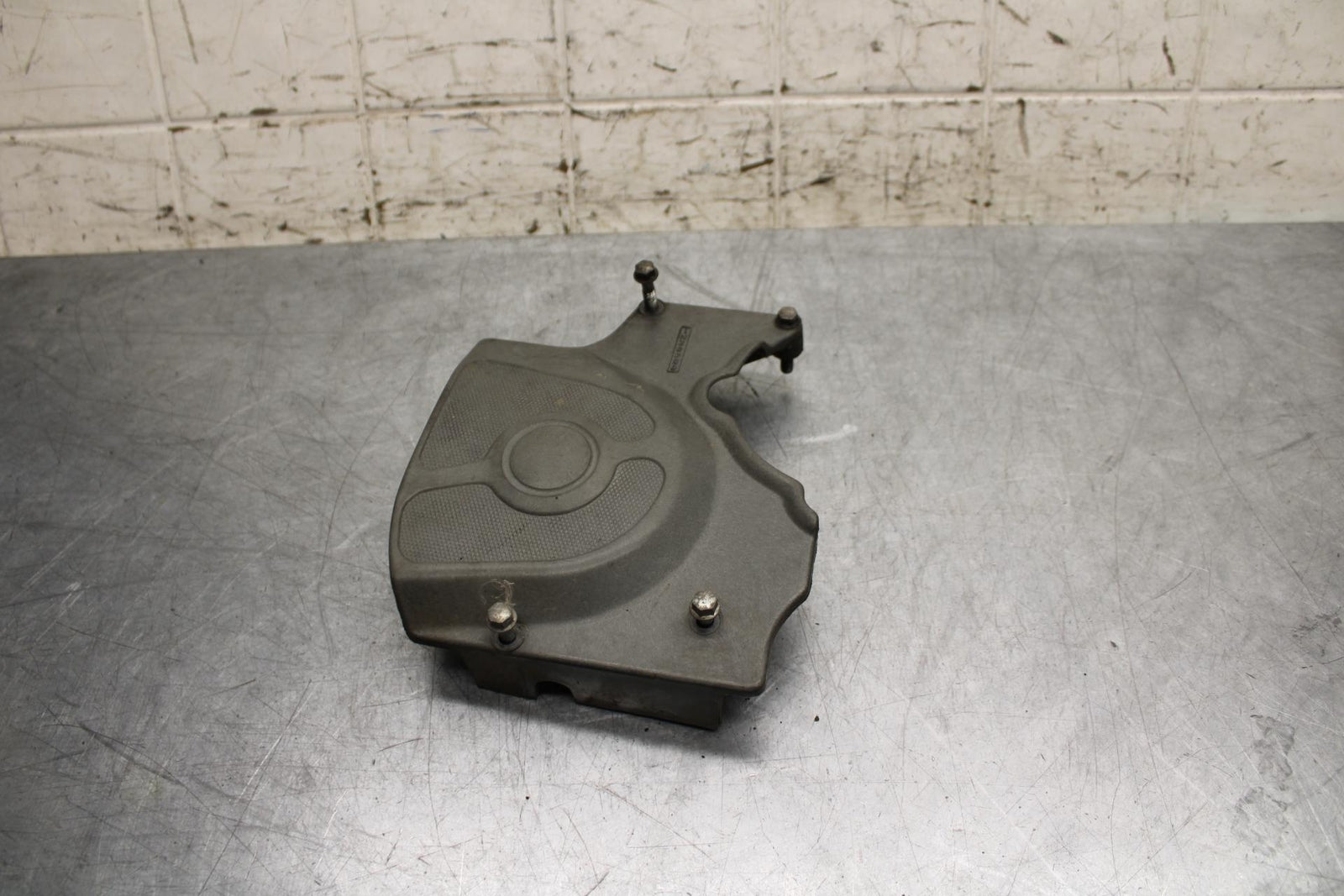 00-01 KAWASAKI ZZR600 ENGINE SPROCKET COVER BB568