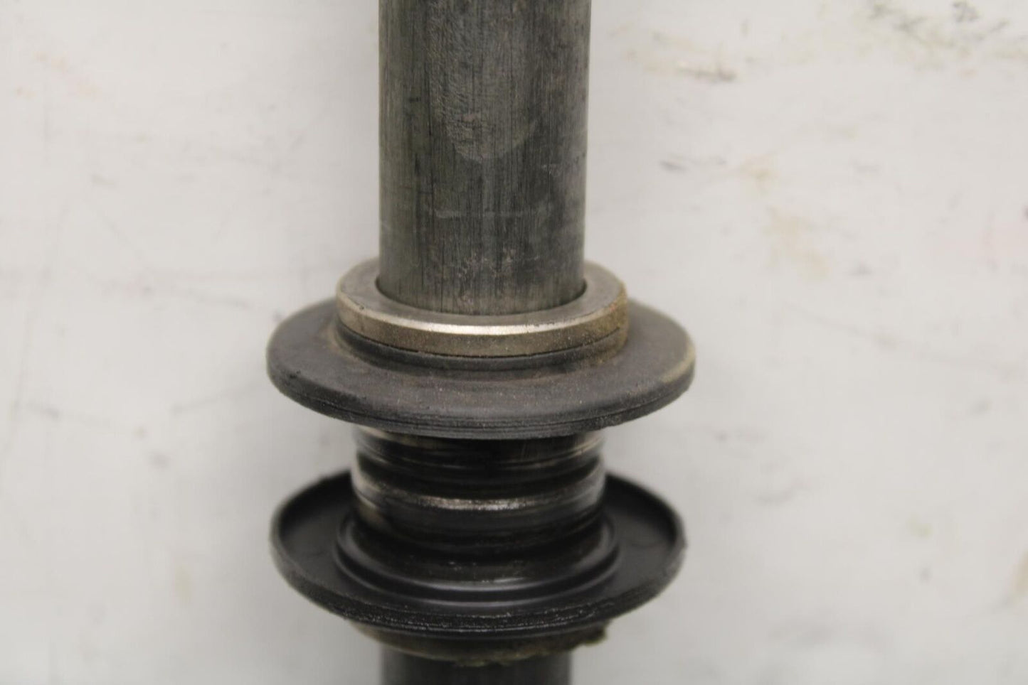 05 YAMAHA YZF R6S FRONT WHEEL RIM AXLE PIVOT BOLT BB600