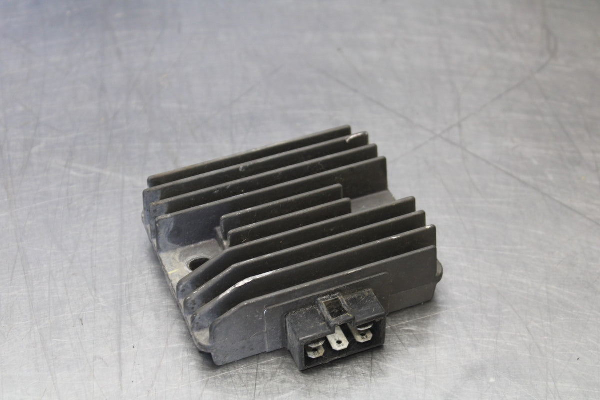 05 YAMAHA YZF R6 RECTIFIER VOLTAGE REGULATOR BB894