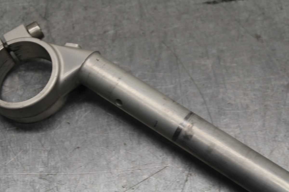 03-04 TRIUMPH DAYTONA 600 RIGHT CLIP ON HANDLEBAR BB745
