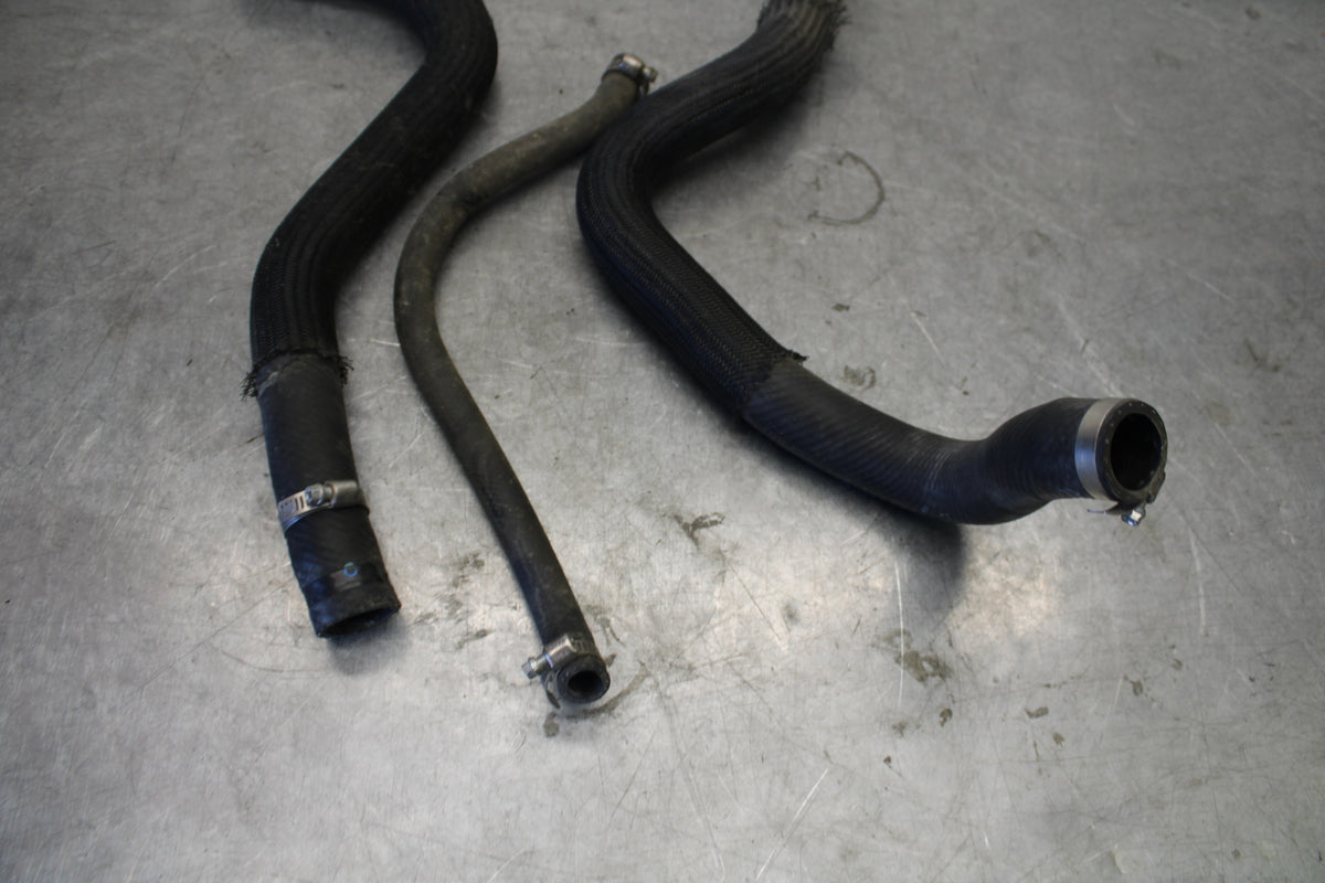 04 SUZUKI GSXR600 RADIATOR HOSES ENGINE COOLANT WATER PIPES HOSE SET BB676