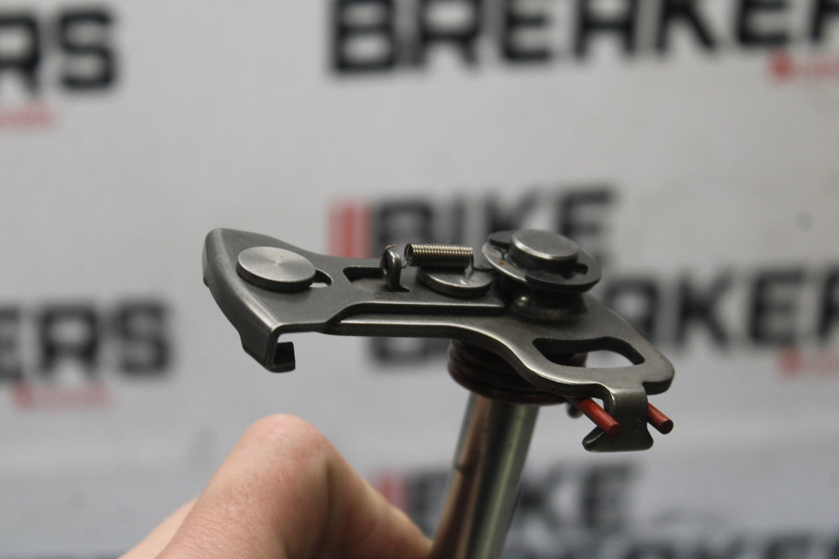 25 KAWASAKI Z900 SHIFTER SHIFT SHAFT BB928