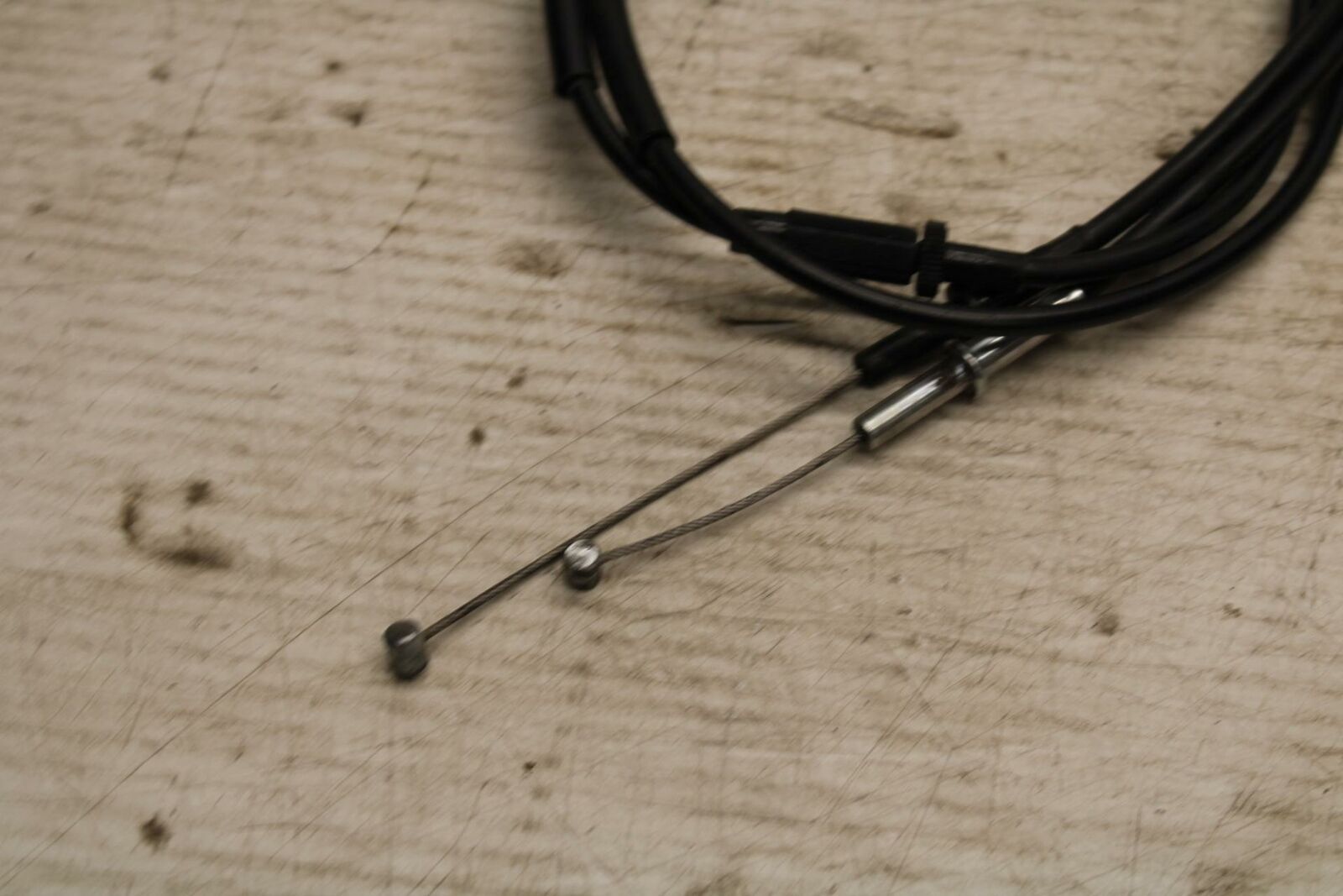 13-18 KAWASAKI NINJA ZX6R THROTTLE CABLE LINE HOUSING GUIDE BB304