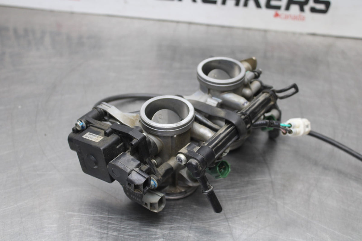 12-16 KAWASAKI NINJA 650 EX650F ABS MAIN FUEL INJECTORS / THROTTLE BODIES  BB860