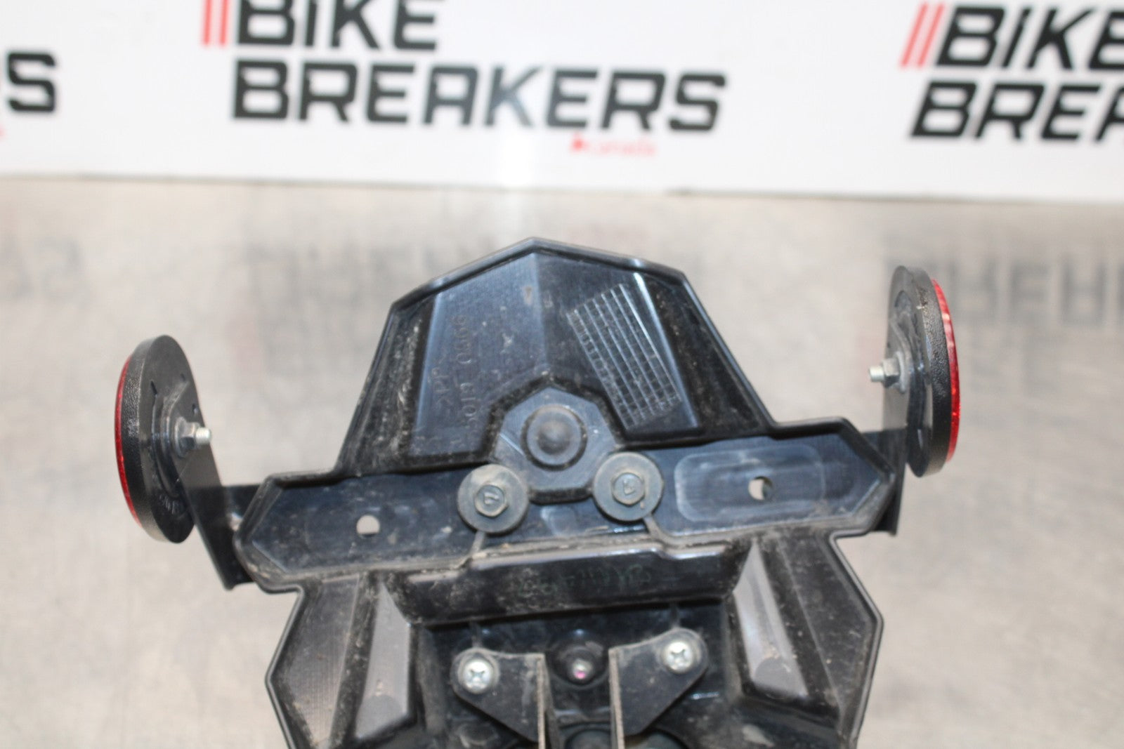 13-17 KAWASAKI NINJA 300 EX300 ABS REAR BACK FENDER MUD GUARD BB187