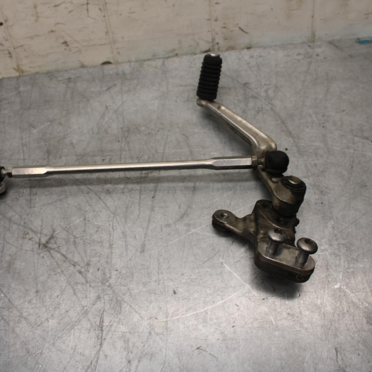 08-09 SUZUKI GSXR600 SHIFTER LINKAGE SHIFT LINK  25525-01H00 25600-01H01 BB468