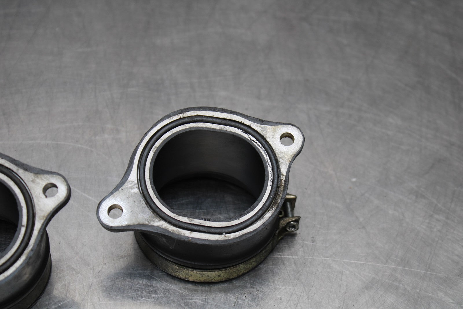 05 TRIUMPH ROCKET III AIR INTAKE BOOTS BB186