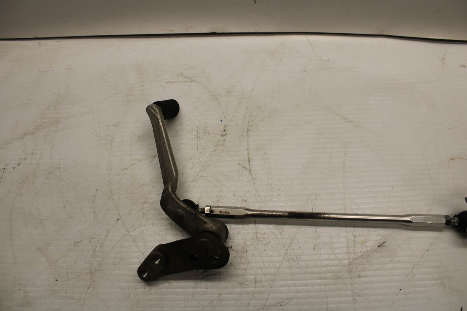11-21 SUZUKI GSXR600 SHIFTER LINKAGE SHIFT  PEDAL 25520-01H00 25525-01H00 BB260