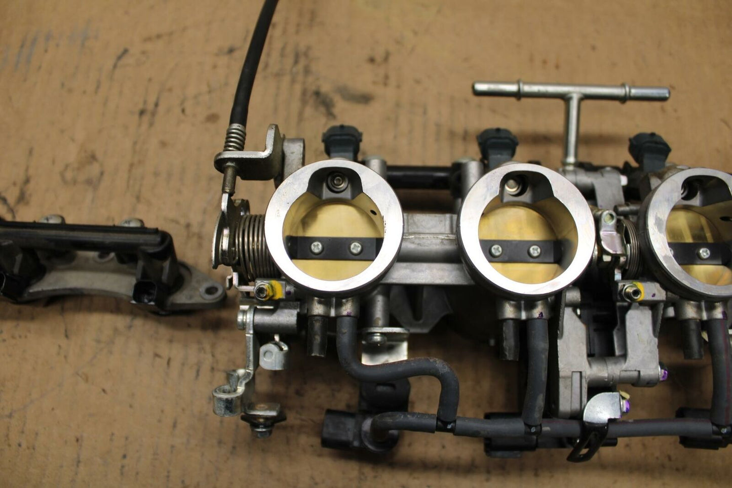 09-12 KAWASAKI NINJA ZX6R MAIN FUEL INJECTORS / THROTTLE BODIES BB383