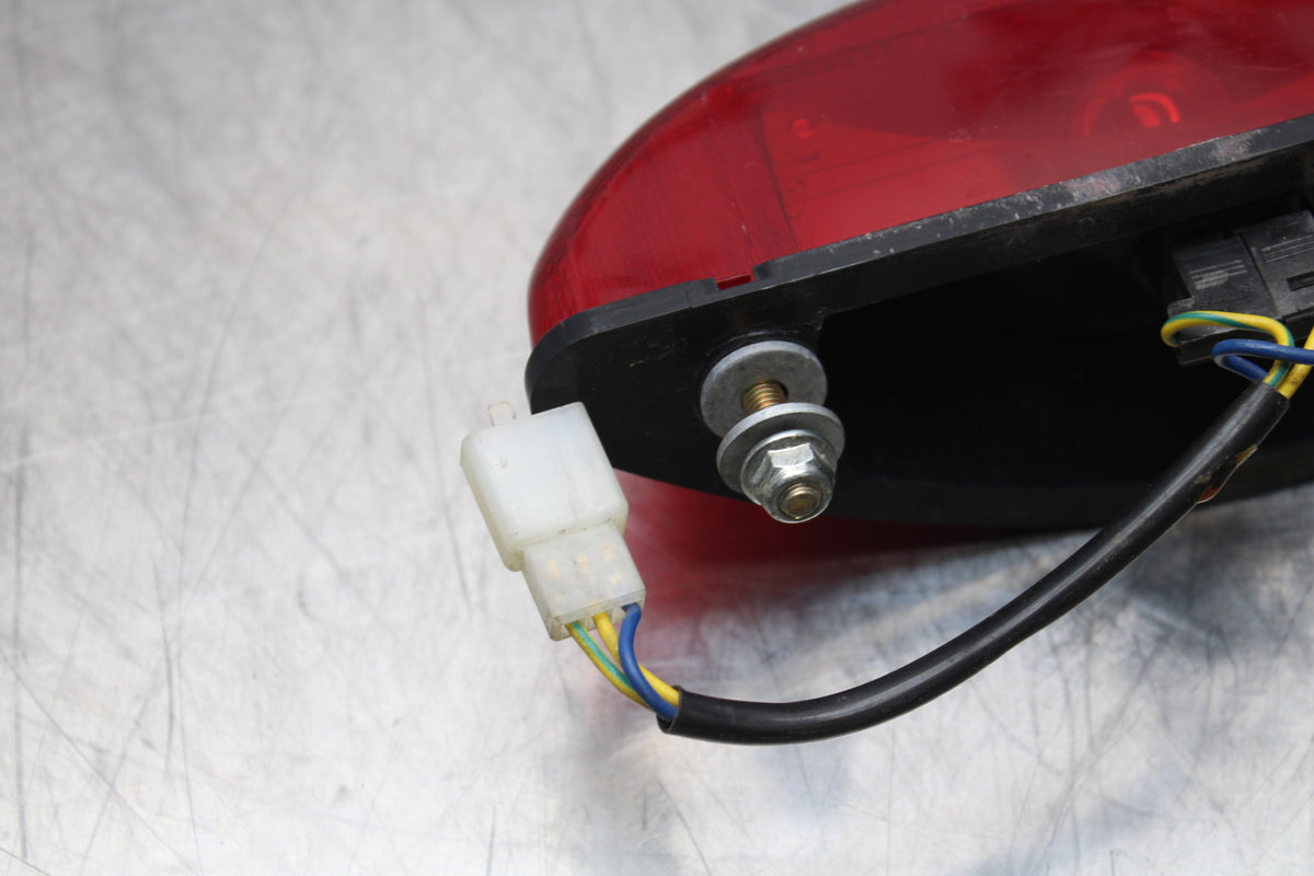08 MOTO GUZZI BREVA 750 REAR TAIL TAILLIGHT BACK BRAKE LIGHT BB154