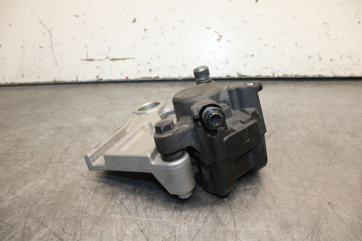 22-24 YAMAHA XSR900 REAR BACK BRAKE CALIPER W MOUNT BRACKET BB710
