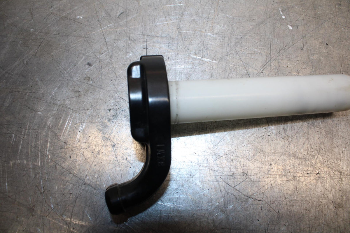 98-99 YAMAHA YZF R1 THROTTLE CABLE LINE HOUSING GUIDE 3XW-26281-01-00 BB74