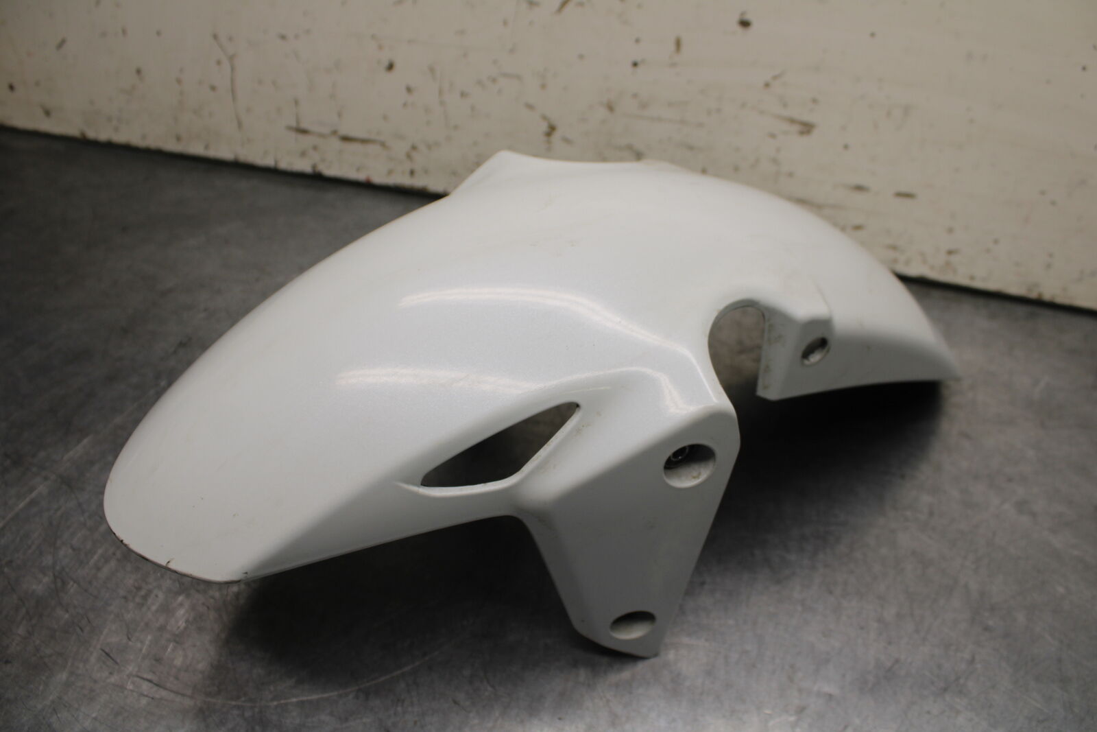 15-16 HONDA CB300F FRONT WHEEL FENDER COWL FAIRING BB740