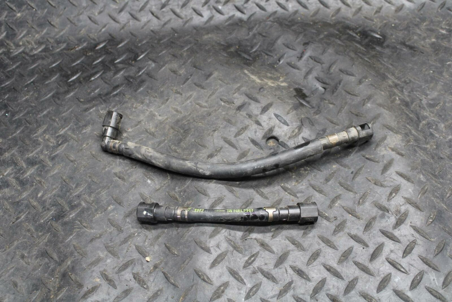 10-11 HONDA CBR1000RR FUEL HOSE GAS LINE TUBE PIPE BB228