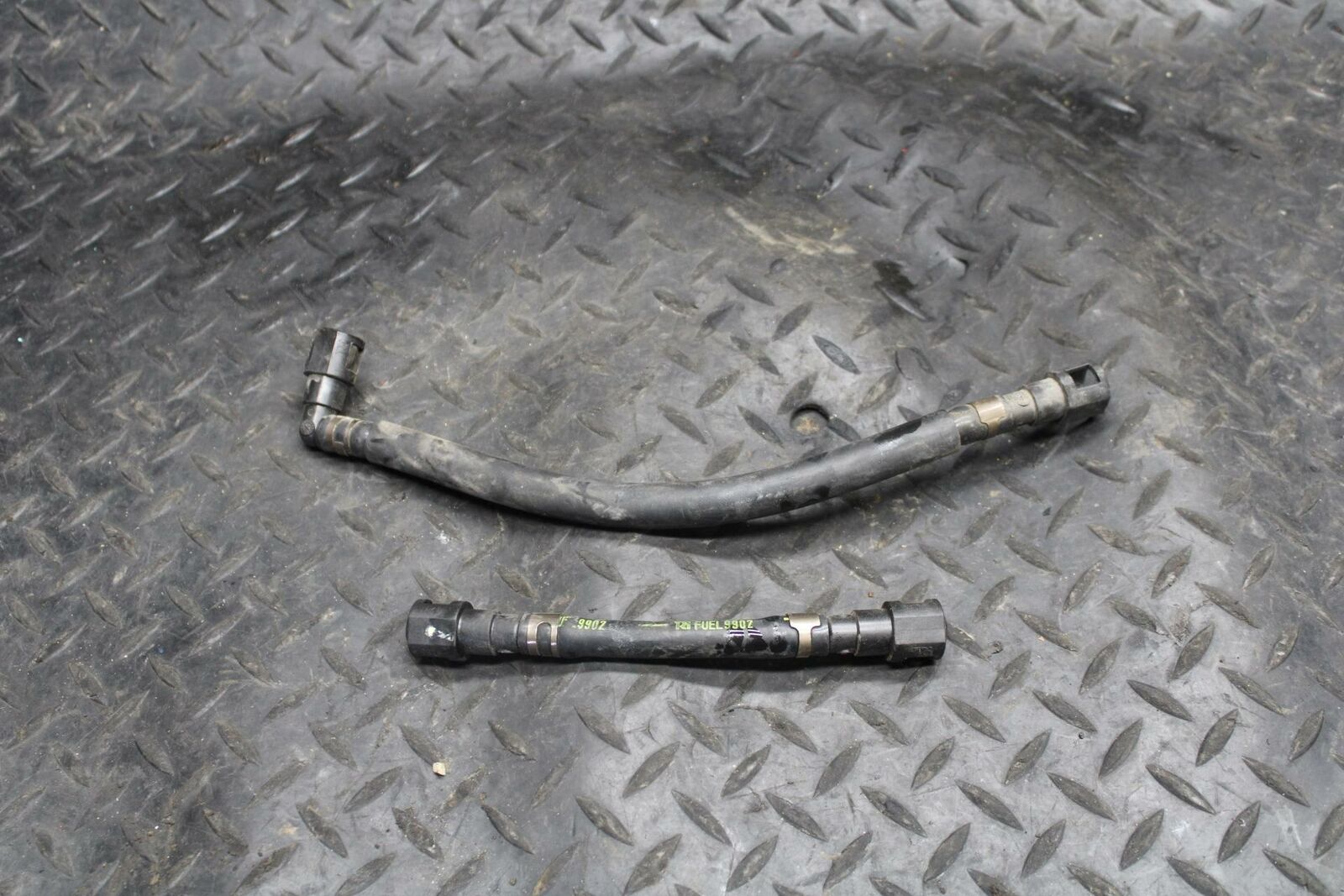 10-11 HONDA CBR1000RR FUEL HOSE GAS LINE TUBE PIPE BB228