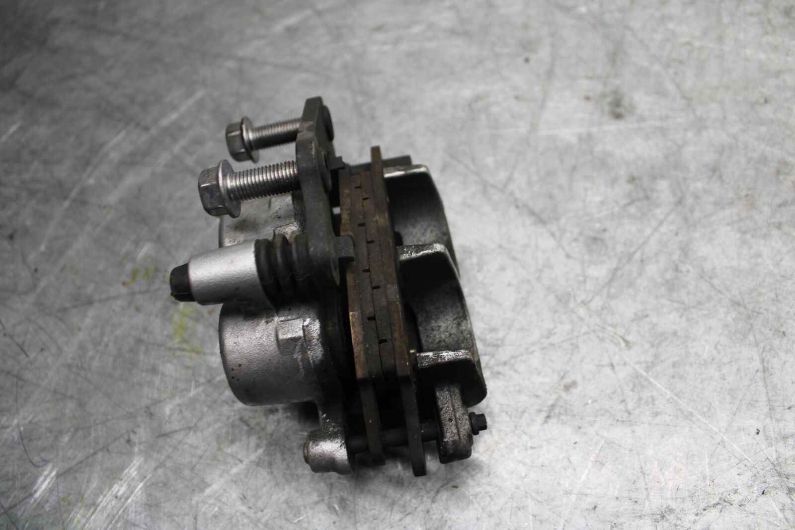2007 Suzuki Boulevard M50 FRONT BRAKE CALIPER BB537