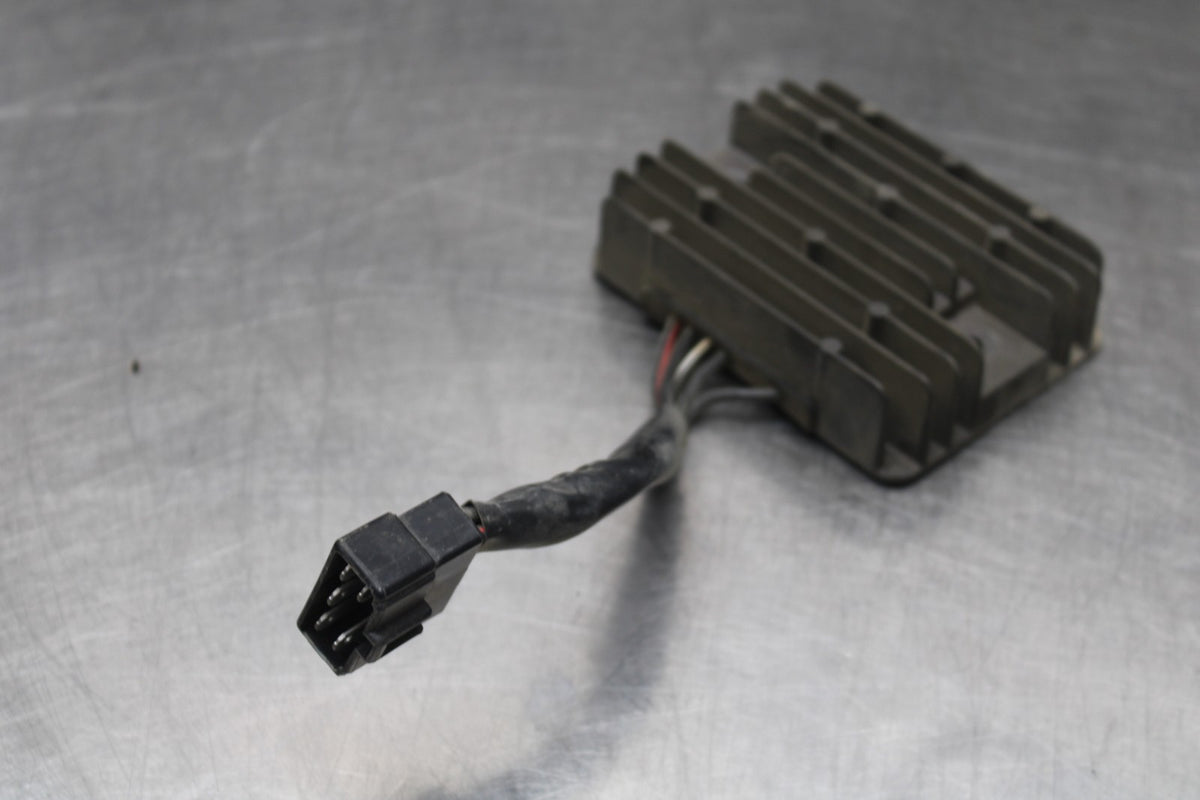 01-03 SUZUKI GSXR600 RECTIFIER VOLTAGE REGULATOR BB841