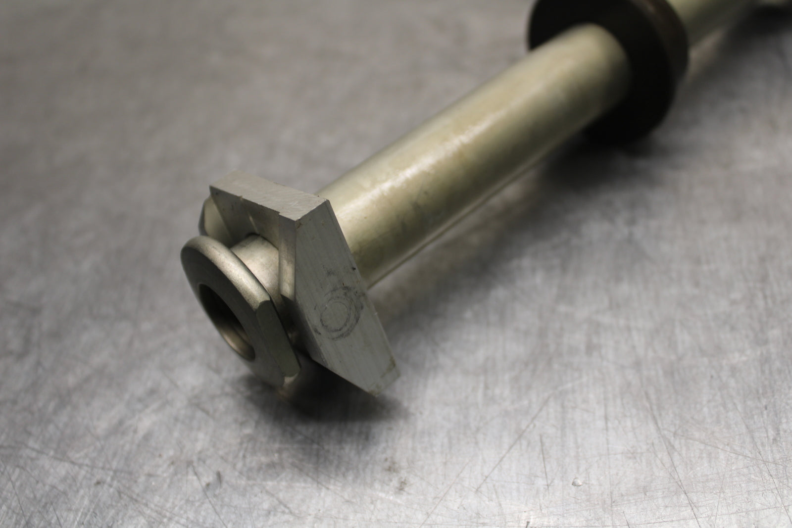 12-25 KAWASAKI NINJA ZX14R NEW!! REAR AXLE BACK WHEEL RIM PIVOT BOLT AXEL BB757